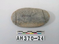 藏品(兩縊型石網墜)的圖片